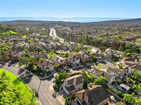 11  Fairlane  , Laguna Niguel, CA