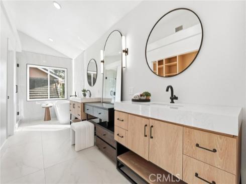 20  Center   Court, Laguna Niguel, CA