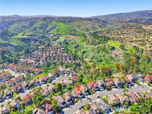 20  Center   Court, Laguna Niguel, CA