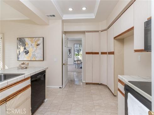 25  Portland  , Laguna Niguel, CA