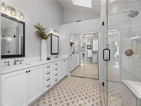 21  Bernay  , Laguna Niguel, CA