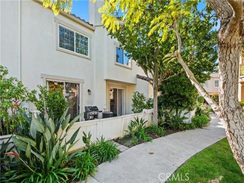 156  Chandon  , Laguna Niguel, CA