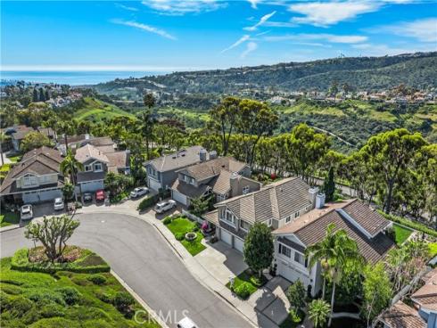51  Hancock  , Laguna Niguel, CA