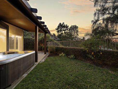 1  Saint Isabella  , Laguna Niguel, CA