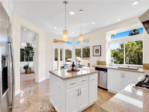 10  Glastonbury  , Laguna Niguel, CA