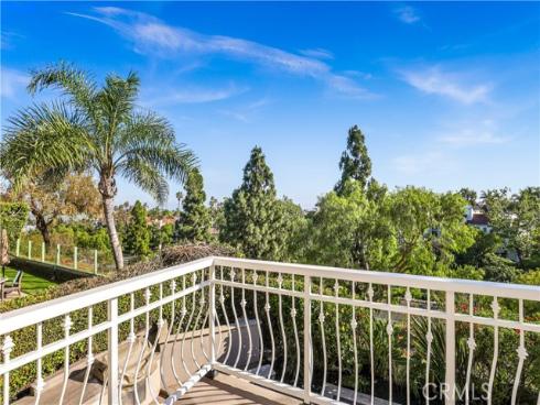 10  Glastonbury  , Laguna Niguel, CA