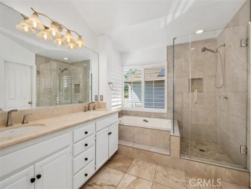 20  Red Rock  , Laguna Niguel, CA