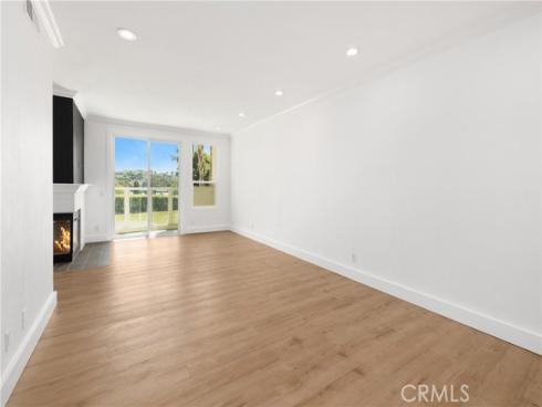 30902 Clubhouse Drive 30D