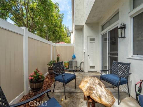 29892  Farmingham   Court, Laguna Niguel, CA