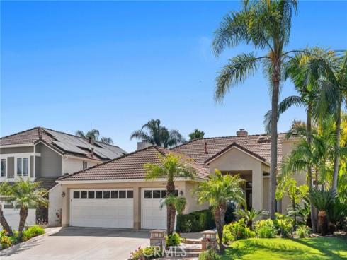 24652 Royale Ridge