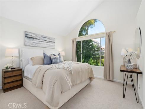 13  Aleria  , Laguna Niguel, CA