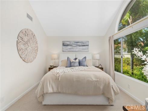 13  Aleria  , Laguna Niguel, CA