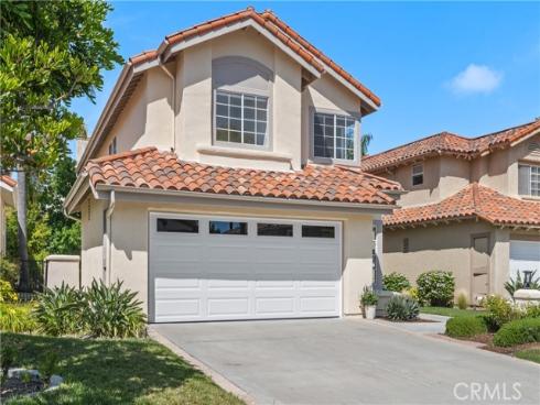 13  Aleria  , Laguna Niguel, CA