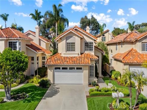 13  Aleria  , Laguna Niguel, CA