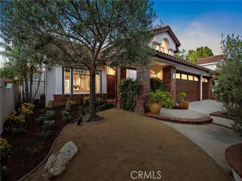 19  Malibu  , Laguna Niguel, CA