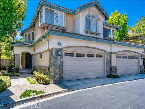 102 Stoney Pointe