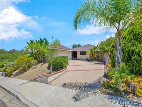 24761 Calle Vieja