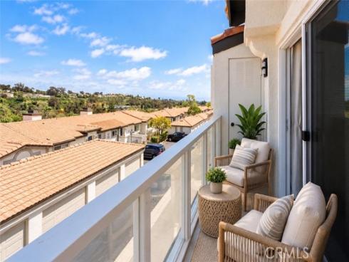 30902 Clubhouse 14H Drive, Laguna Niguel, CA