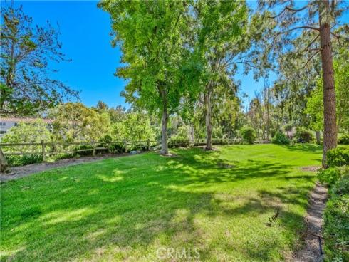 4012  Calle Sonora Oeste  1B , Laguna Woods, CA