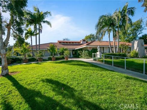 4012  Calle Sonora Oeste  1B , Laguna Woods, CA