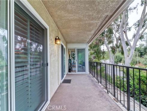 5529  Via La Mesa  O , Laguna Woods, CA