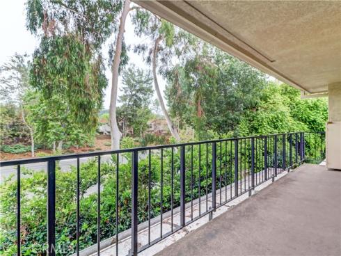 5529  Via La Mesa  O , Laguna Woods, CA