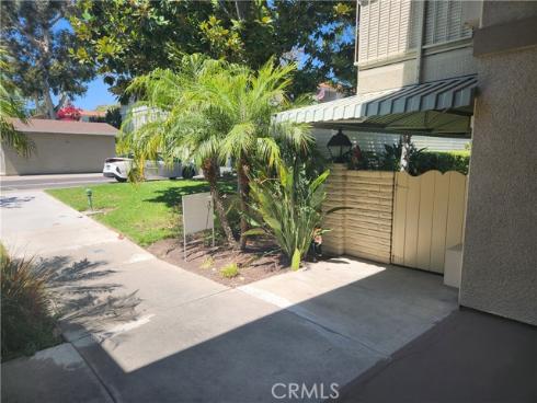 653  Avenida Sevilla  D , Laguna Woods, CA