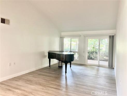 5537  Via La Mesa  A , Laguna Woods, CA