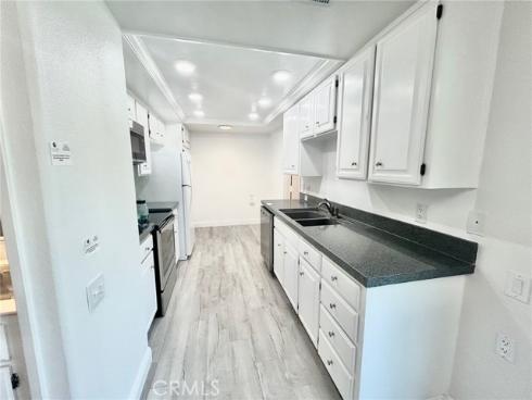 5537  Via La Mesa  A , Laguna Woods, CA