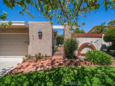 5231  Moya  , Laguna Woods, CA