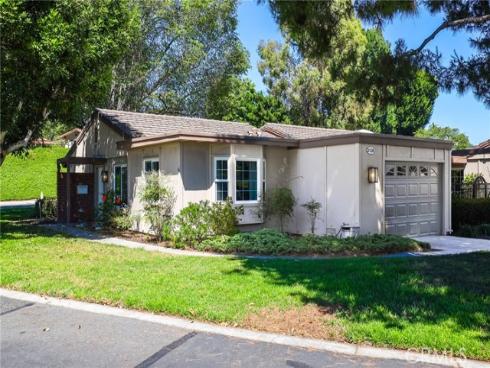 3136  Via Vista  A , Laguna Woods, CA