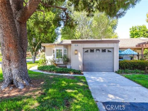 3136  Via Vista  A , Laguna Woods, CA