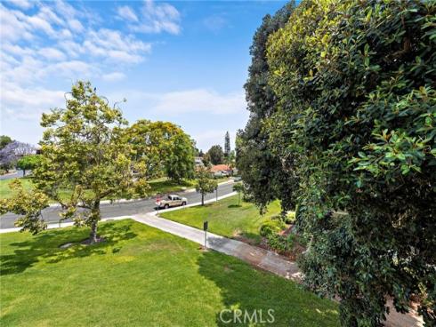 2384  Via Mariposa  2A , Laguna Woods, CA