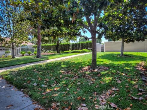 345  Avenida Sevilla  D , Laguna Woods, CA