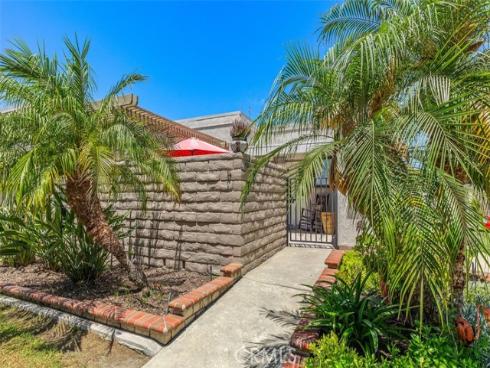 2272  Via Mariposa East  D , Laguna Woods, CA