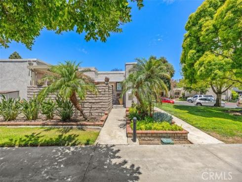 2272  Via Mariposa East  D , Laguna Woods, CA