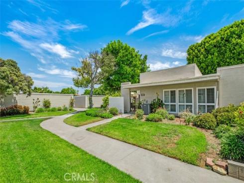 2031 E Via Mariposa  D , Laguna Woods, CA