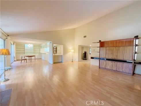 5451  Calle Pico  A , Laguna Woods, CA