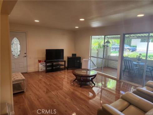 653  Avenida Sevilla  D , Laguna Woods, CA