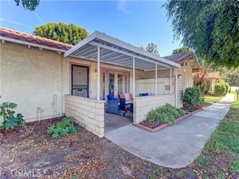 3068  Via Serena  B , Laguna Woods, CA