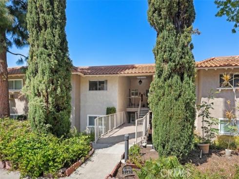 2287  Via Puerta  P , Laguna Woods, CA