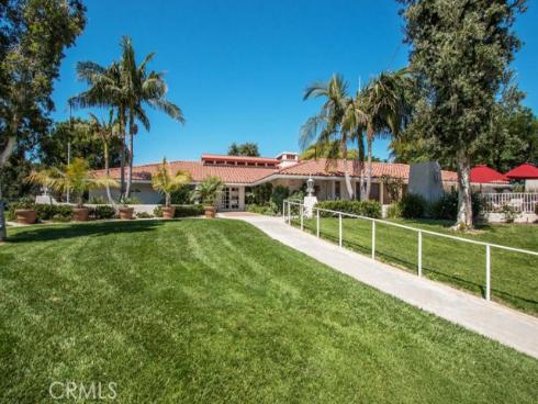 694  Avenida Sevilla  A , Laguna Woods, CA