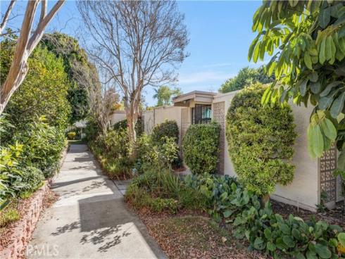 334  Avenida Sevilla  A , Laguna Woods, CA