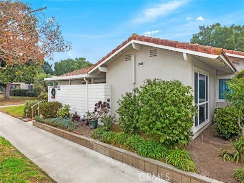 2086  Ronda Granada  C , Laguna Woods, CA