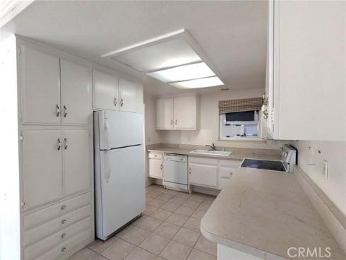 2296  Via Puerta  B , Laguna Woods, CA