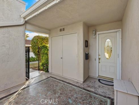 2132  Via Puerta  E , Laguna Woods, CA