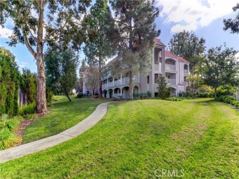 4012  Calle Sonora Oeste  2F , Laguna Woods, CA