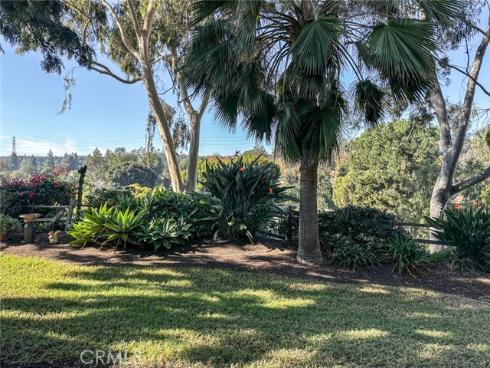 3275 San Amadeo B , Laguna Woods, CA