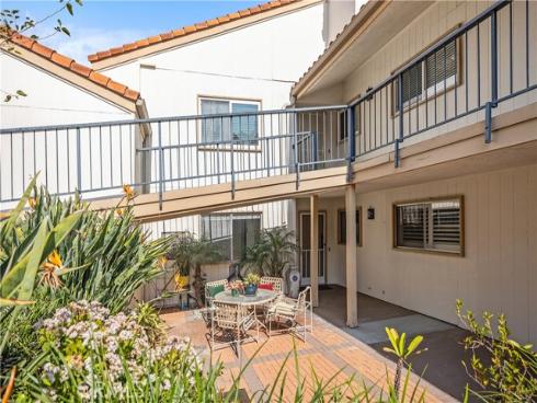 3356 Monte Hermoso A , Laguna Woods, CA