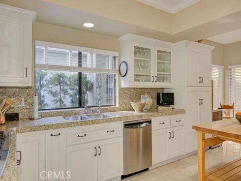 5547 Rayo Del Sol B , Laguna Woods, CA